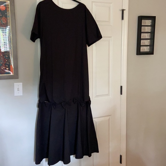 È Lei Bow Back Maxi Lipsi Dress in black - Picture 7 of 7